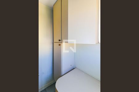 Apartamento à venda com 197m², 4 quartos e 3 vagas Apartamento à venda com 197m², 4 quartos e 3 vagasÁrea de Serviço