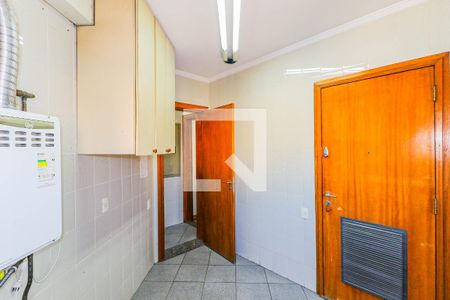 Apartamento à venda com 197m², 4 quartos e 3 vagas Apartamento à venda com 197m², 4 quartos e 3 vagasÁrea de Serviço