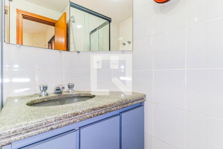 Apartamento à venda com 197m², 4 quartos e 3 vagas Apartamento à venda com 197m², 4 quartos e 3 vagasBanheiro Suíte 4