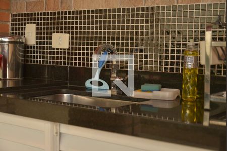 Casa à venda com 300m², 3 quartos e 4 vagasÁrea externa 