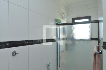 Casa à venda com 300m², 3 quartos e 4 vagasBanheiro da Suíte 1