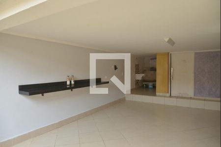 Casa à venda com 300m², 3 quartos e 4 vagasÁrea externa 
