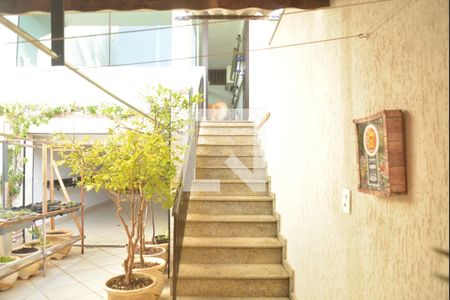 Casa à venda com 300m², 3 quartos e 4 vagasÁrea externa 