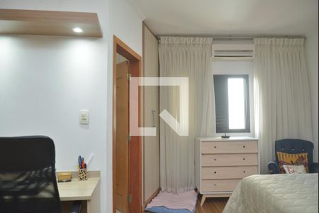 Casa à venda com 300m², 3 quartos e 4 vagasQuarto Suite 1