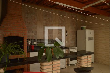 Casa à venda com 300m², 3 quartos e 4 vagasÁrea externa 