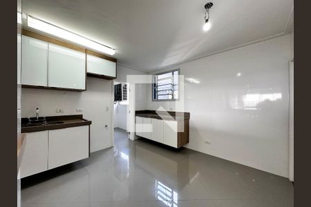 Apartamento à venda com 100m², 2 quartos e 1 vagaCozinha