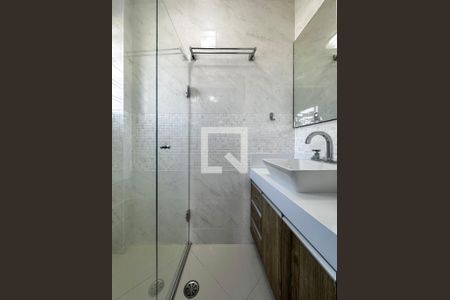 Apartamento à venda com 100m², 2 quartos e 1 vagaBanheiro Suíte