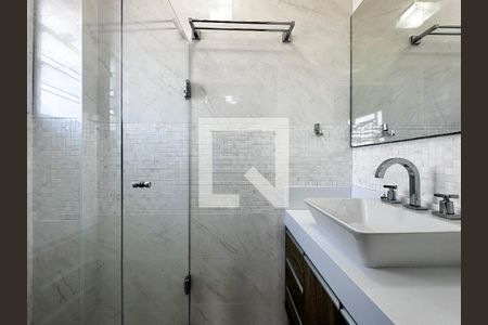 Apartamento à venda com 100m², 2 quartos e 1 vagaBanheiro Suíte