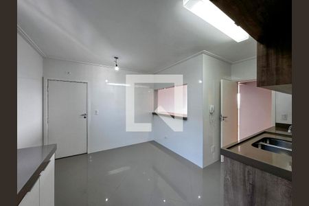 Apartamento à venda com 100m², 2 quartos e 1 vagaCozinha