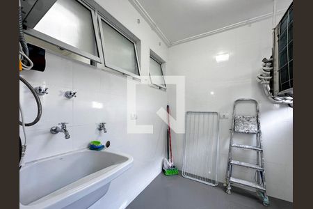 Apartamento à venda com 100m², 2 quartos e 1 vagaÁrea de Serviço