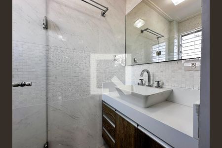 Apartamento à venda com 100m², 2 quartos e 1 vagaBanheiro Suíte