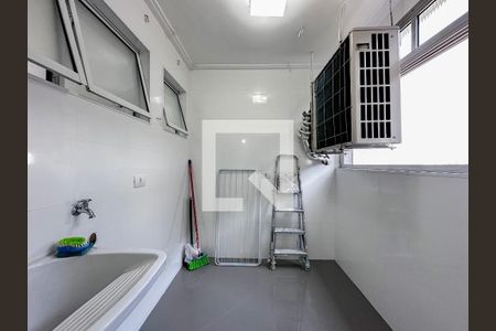 Apartamento à venda com 100m², 2 quartos e 1 vagaÁrea de Serviço