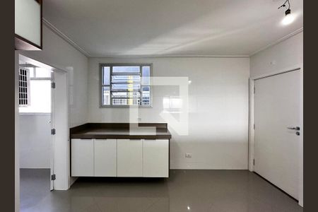 Apartamento à venda com 100m², 2 quartos e 1 vagaCozinha