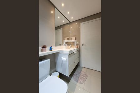 Casa à venda com 150m², 3 quartos e sem vaga Casa à venda com 150m², 3 quartos e sem vagaBanheiro Social