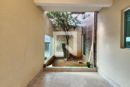 Casa à venda com 150m², 3 quartos e sem vaga Casa à venda com 150m², 3 quartos e sem vagaGaragem