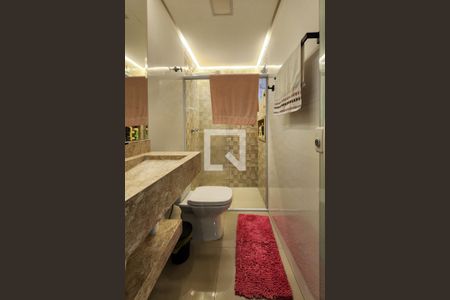 Casa à venda com 150m², 3 quartos e sem vaga Casa à venda com 150m², 3 quartos e sem vagaBanheiro da Suíte