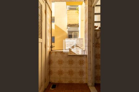 Apartamento à venda com 75m², 2 quartos e sem vaga Apartamento à venda com 75m², 2 quartos e sem vagaÁrea de Serviço