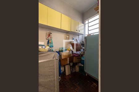 Apartamento à venda com 75m², 2 quartos e sem vaga Apartamento à venda com 75m², 2 quartos e sem vagaQuarto de Serviço