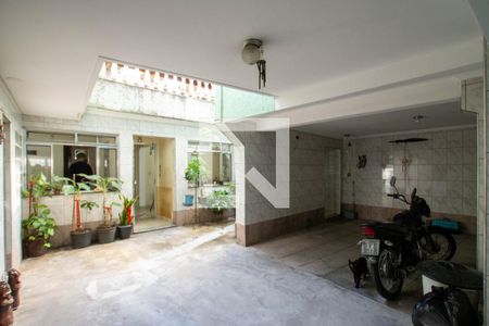 Casa à venda com 130m², 3 quartos e 2 vagas Casa à venda com 130m², 3 quartos e 2 vagasGaragem