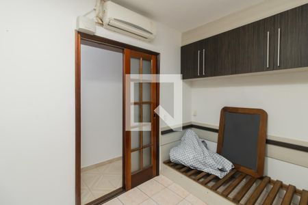 Casa à venda com 277m², 3 quartos e 4 vagasQuarto 2