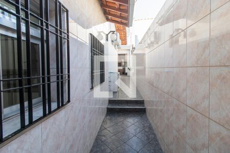 Casa à venda com 277m², 3 quartos e 4 vagasCorredor
