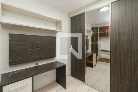 Casa à venda com 277m², 3 quartos e 4 vagasQuarto 2