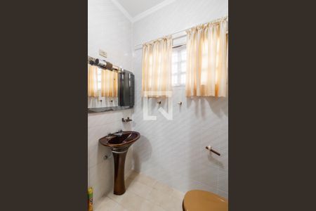 Casa à venda com 277m², 3 quartos e 4 vagasBanheiro