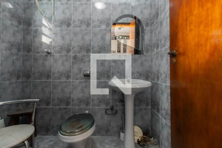 Casa à venda com 277m², 3 quartos e 4 vagasBanheiro 2