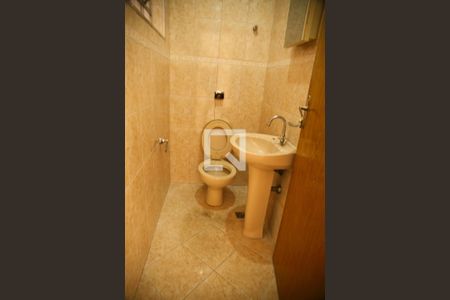 Casa à venda com 280m², 3 quartos e 2 vagasLavabo da Cozinha