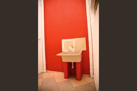 Casa à venda com 280m², 3 quartos e 2 vagasÁrea de Serviço