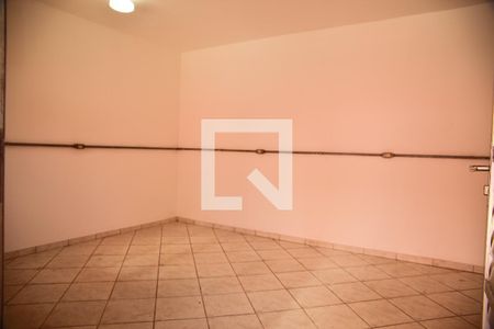 Casa à venda com 280m², 3 quartos e 2 vagasQuarto Serviço/Edícula