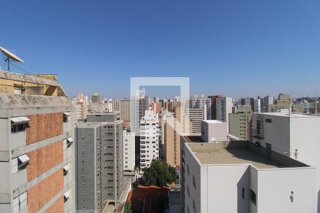 Apartamento à venda com 388m², 4 quartos e 4 vagas Apartamento à venda com 388m², 4 quartos e 4 vagasQuarto 02