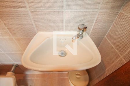 Apartamento à venda com 388m², 4 quartos e 4 vagas Apartamento à venda com 388m², 4 quartos e 4 vagasÁrea de Serviço