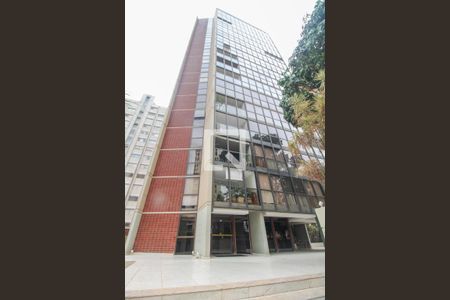 Apartamento à venda com 388m², 4 quartos e 4 vagas Apartamento à venda com 388m², 4 quartos e 4 vagasFachada