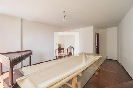 Apartamento à venda com 388m², 4 quartos e 4 vagas Apartamento à venda com 388m², 4 quartos e 4 vagasSala