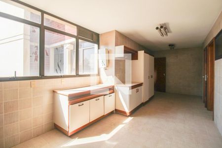 Apartamento à venda com 388m², 4 quartos e 4 vagas Apartamento à venda com 388m², 4 quartos e 4 vagasÁrea de Serviço