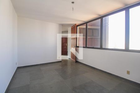 Apartamento à venda com 388m², 4 quartos e 4 vagas Apartamento à venda com 388m², 4 quartos e 4 vagasSala
