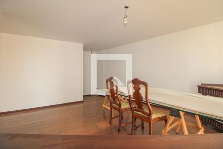 Apartamento à venda com 388m², 4 quartos e 4 vagas Apartamento à venda com 388m², 4 quartos e 4 vagasSala