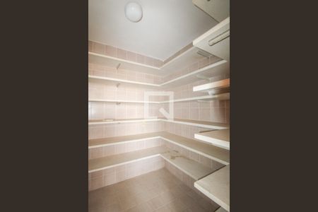 Apartamento à venda com 388m², 4 quartos e 4 vagas Apartamento à venda com 388m², 4 quartos e 4 vagasCozinha