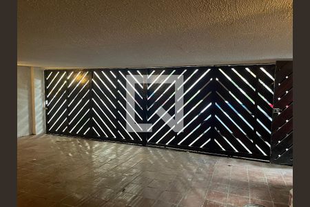 Casa à venda com 430m², 5 quartos e 3 vagasGaragem