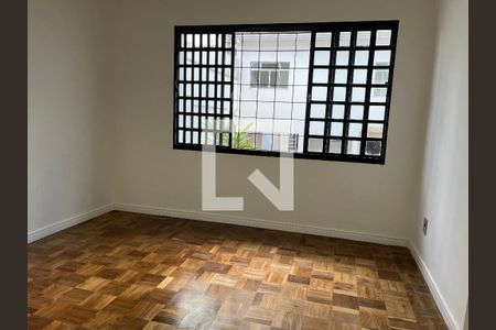 Casa à venda com 430m², 5 quartos e 3 vagasEdícula/Quarto 2