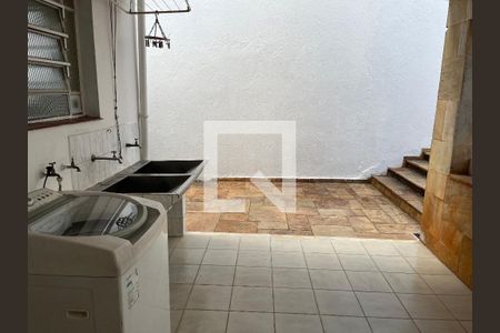 Casa à venda com 430m², 5 quartos e 3 vagasÁrea de Serviço