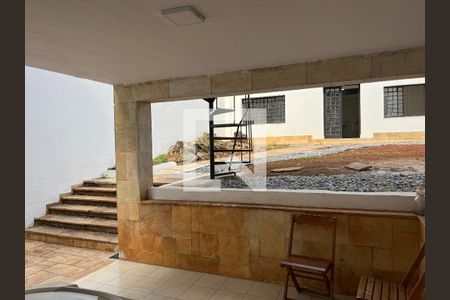 Casa à venda com 430m², 5 quartos e 3 vagasÁrea de Serviço