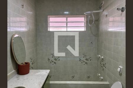 Casa à venda com 430m², 5 quartos e 3 vagasBanheiro 1