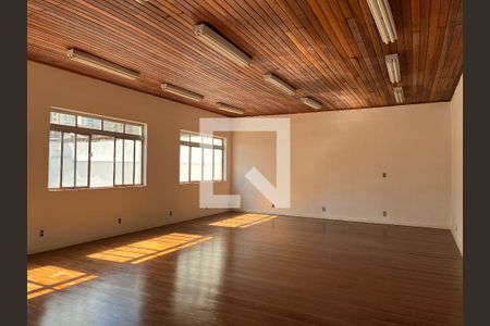 Casa à venda com 430m², 5 quartos e 3 vagasEdícula/Salão