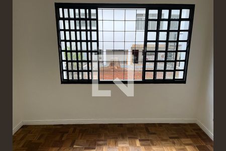 Casa à venda com 430m², 5 quartos e 3 vagasEdícula/Quarto 2