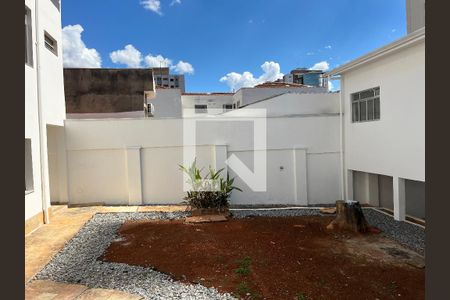 Casa à venda com 430m², 5 quartos e 3 vagasQuintal