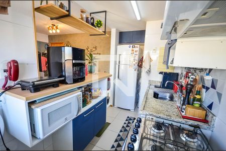 Apartamento à venda com 67m², 2 quartos e 1 vaga Apartamento à venda com 67m², 2 quartos e 1 vagaCozinha e Área de Serviço