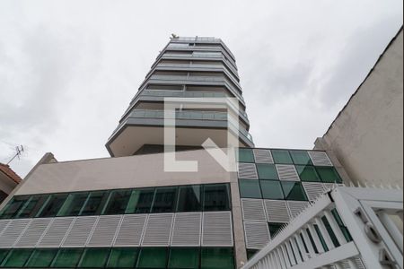 Apartamento à venda com 67m², 2 quartos e 1 vaga Apartamento à venda com 67m², 2 quartos e 1 vagaFachada