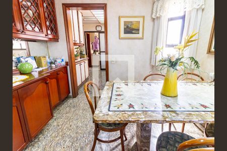 Apartamento à venda com 169m², 3 quartos e 3 vagasCopa